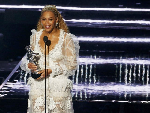 beyonce wins big kanye west calls out taylor swift and more photo reuters beyonce wins big kanye west calls out taylor swift and more photo reuters