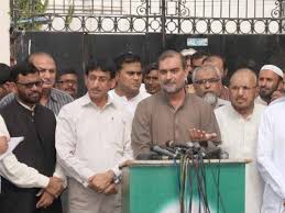 jamaat e islami s karachi chief hafiz naeemur rehmaninvites mqm workers to join them criticises its previous actions photo file