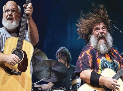 jack black axes tenacious d tour jack black axes tenacious d tour