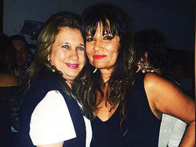 it runs in the family frieha altaf and neshmia ahmed it runs in the family frieha altaf and neshmia ahmed