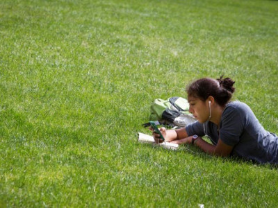 upbeat music may make people more cooperative