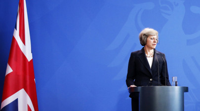 uk s may gathers ministers for brexit talks