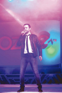 farhad humayun muscles up for mini concert project farhad humayun muscles up for mini concert project