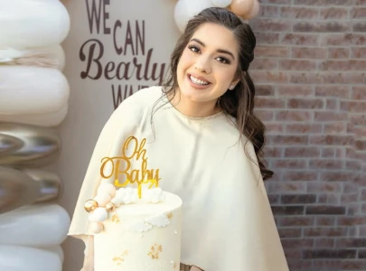 arisha razi khan welcomes baby boy arisha razi khan welcomes baby boy