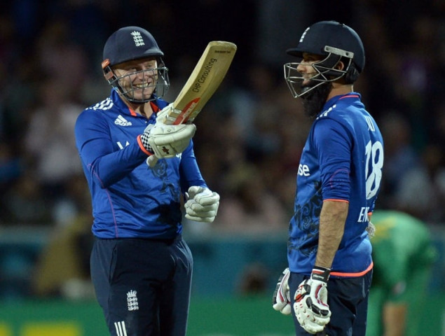 jonny bairstow l celebrates reaching his 50 at headingley cricket ground in leeds england on september 1 2016 photo afp jonny bairstow l celebrates reaching his 50 at headingley cricket ground in leeds england on september 1 2016 photo afp