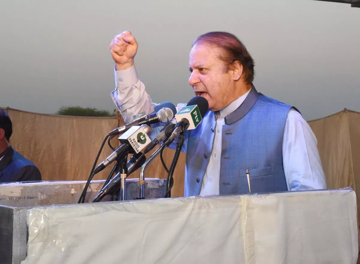prime minister nawaz sharif addresses a gathering at kala shah kaku on friday photo pml n prime minister nawaz sharif addresses a gathering at kala shah kaku on friday photo pml n