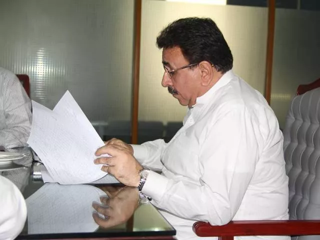 labour minister expresses concern over their failure to register new workers photo file labour minister expresses concern over their failure to register new workers photo file