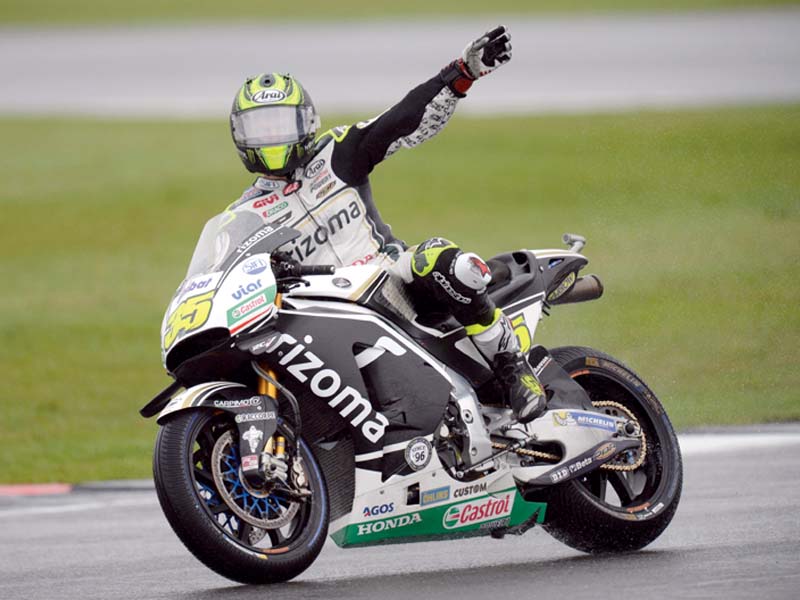 crutchlow who won his maiden motogp in brno last month clocked the fastest lap in qualifying at 2min 19 265sec to secure pole position for the british grand prix photo afp