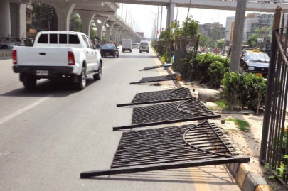 pat aml rally participants leave trail of destruction in rawalpindi