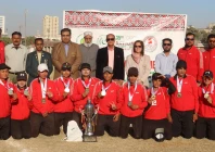 pakistan army women s softball team posing with the trophy pakistan army women s softball team posing with the trophy