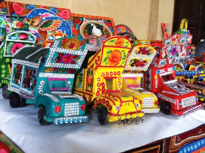 teaching truck art programme launched to engage children teaching truck art programme launched to engage children