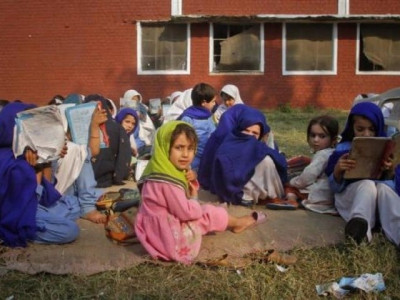 pakistan lagging behind education targets by over half century un