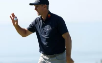 rose stretches lead at torrey pines