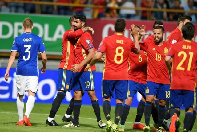 spain 039 s diego costa celebrates his goal with teammates in world cup qualifying round match against liechtenstein on september 05 2016 photo reuters spain 039 s diego costa celebrates his goal with teammates in world cup qualifying round match against liechtenstein on september 05 2016 photo reuters