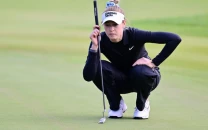 korda defies cold to lead lpga opener