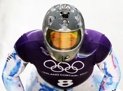 ukrainian athlete to wear black armband