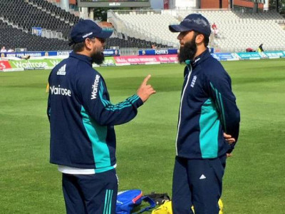 moeen ali reveals what it is like to work with saqlain mushtaq