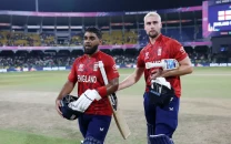 england s thrilling win over new zealand keeps pakistan alive in t20 world cup