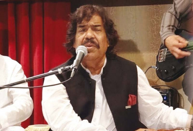 jaag utha hai sara watan became of the most popular patriotic songs of the time earning shaukat the title of war singer photo file jaag utha hai sara watan became of the most popular patriotic songs of the time earning shaukat the title of war singer photo file