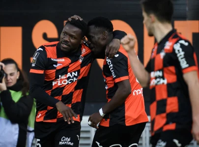 lens suffer blow to title hopes lens suffer blow to title hopes