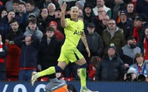 spurs snatch late draw against liverpool