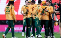 south africa clinch 19 run win over new zealand in fourth t20