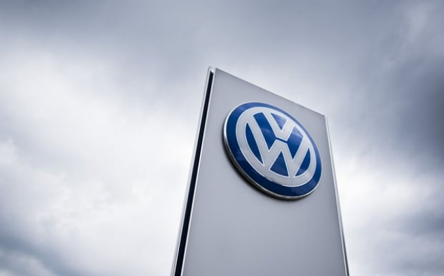 volkswagen planning to make electric cars photo afp volkswagen planning to make electric cars photo afp