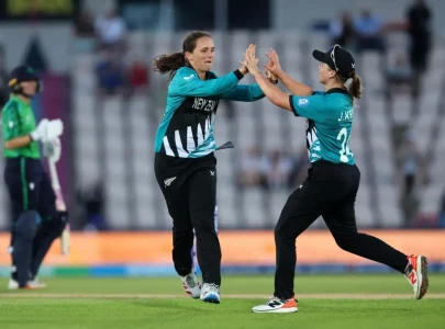 new zealand keep semis hopes alive new zealand keep semis hopes alive