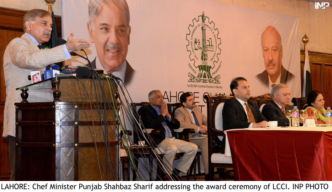 cm said that now 3 600 megawatt projects were being set up in the province at the cost of 450 000 per megawatt photo inp