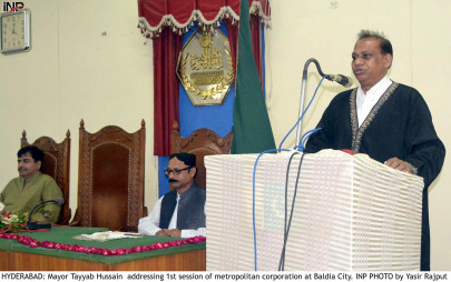 inaugural meeting hmc mayor complains of funds shortage