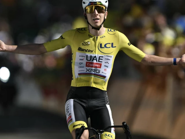 Pogacar breaks Alpe d'Huez record