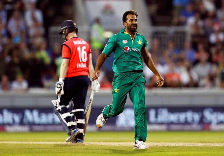 pakistan 039 s wahab riaz celebrates taking the wicket of england 039 s eoin morgan during t20i at emirates old trafford on september 07 2016 photo reuters