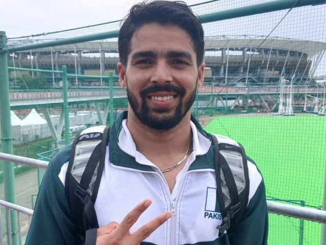 Shajar Abbas advances to 200m semi-finals