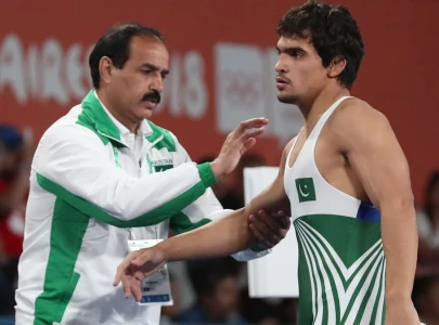 wrestlers inayat gulzar eliminate at asian games