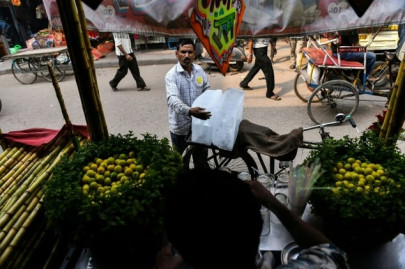 roadside vendors barred from using footpaths roadside vendors barred from using footpaths