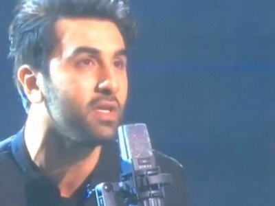 ranbir kapoor recreates adhm title track and it s even more magical ranbir kapoor recreates adhm title track and it s even more magical