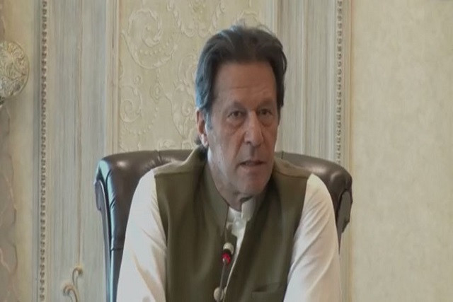 pm imran khan during the meeting photo radiopakistan