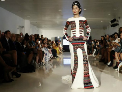 i feel brave indian acid attack survivor wows at nyfw i feel brave indian acid attack survivor wows at nyfw