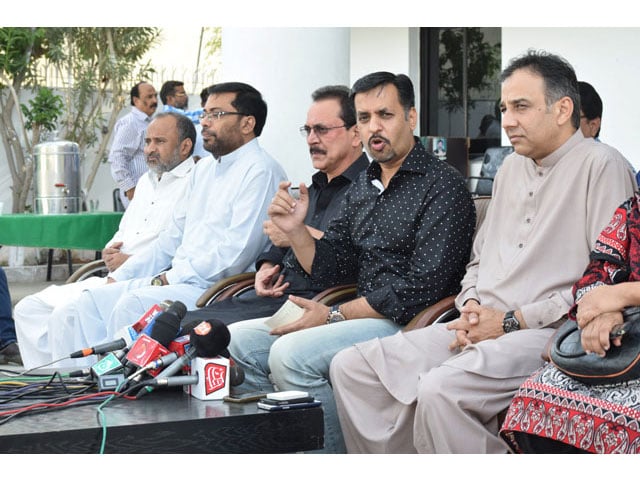 pak sarzameen party psp chief mustafa kamal addressing a press conference in karachi on september 9 2016 photo mohammad saqib express