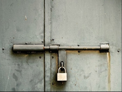 unhygienic two food outlets sealed in multan