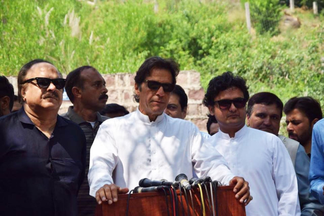 photo imran khan official facebook photo imran khan official facebook