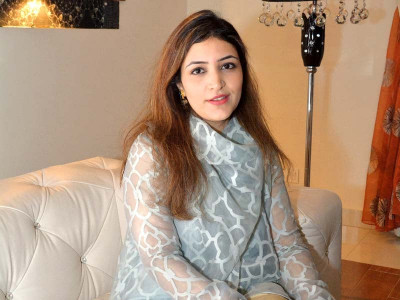 the vault madiha aqib