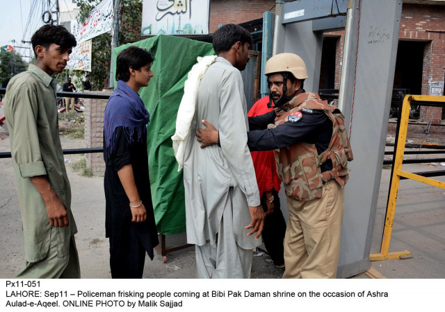 punjab police inspector general mushtaq ahmed sukhera said that police had evolved a strategy for this purpose and every senior police officer had taken solid steps for security in his area photo online punjab police inspector general mushtaq ahmed sukhera said that police had evolved a strategy for this purpose and every senior police officer had taken solid steps for security in his area photo online
