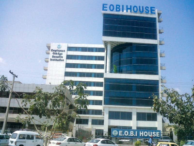 shortcomings highlighted eobi on verge of collapse needs restructuring says report