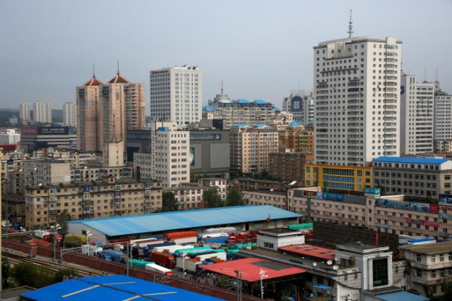 trucks are parked in the yard of the customs office in china 039 s dandong liaoning province as their drivers wait to cross friendship bridge to north korea 039 s sinuiju september 12 2016 photo reuters trucks are parked in the yard of the customs office in china 039 s dandong liaoning province as their drivers wait to cross friendship bridge to north korea 039 s sinuiju september 12 2016 photo reuters