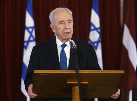 israel 039 s president shimon peres speaks during a news conference with his latvian counterpart andris berzins not pictured in riga july 29 2013 photo reuters