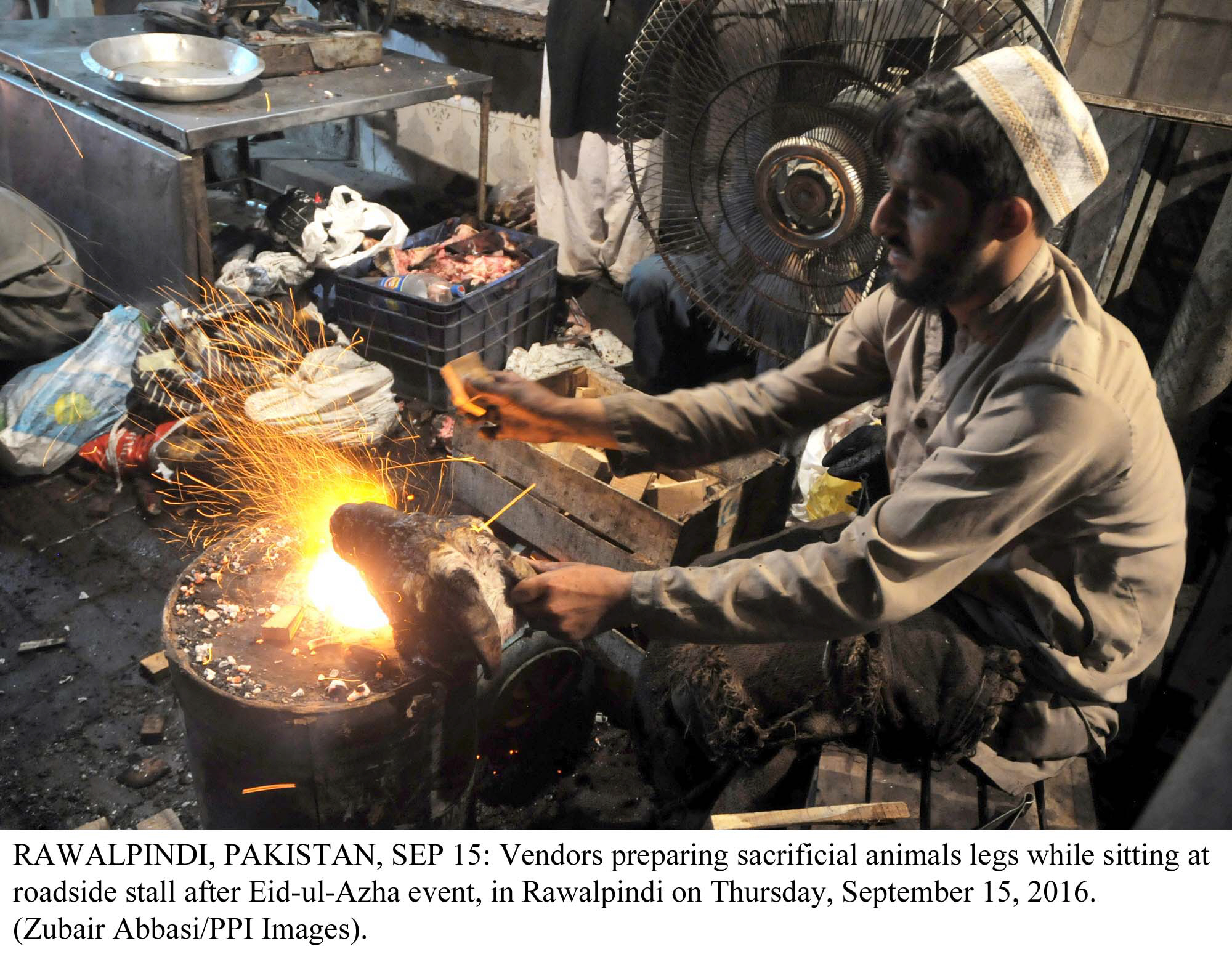 a man preparing siri in a rawalpindi market on thursday photo ppi