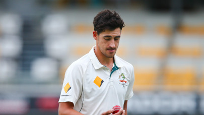 30 stitches for australia s starc after training mishap