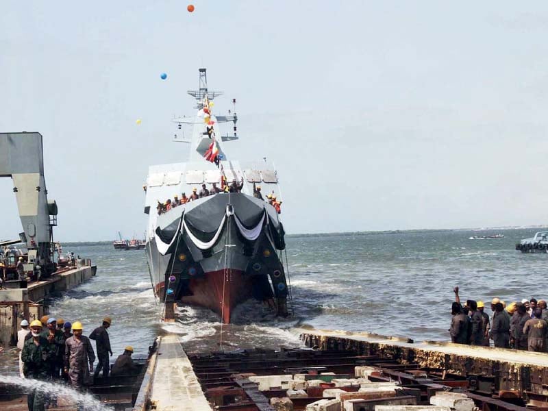 pakistan navy s fast attack craft is launched at karachi shipyard photo app