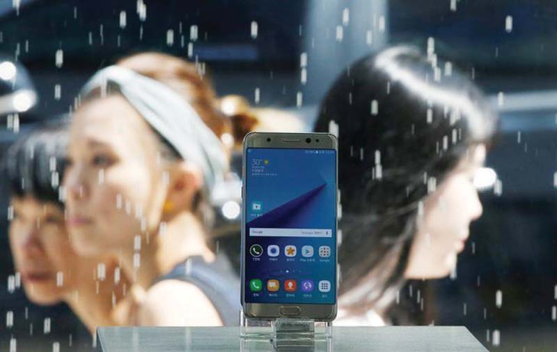 a samsung electronics galaxy note 7 new smartphone is displayed at its store in seoul south korea photo reuters